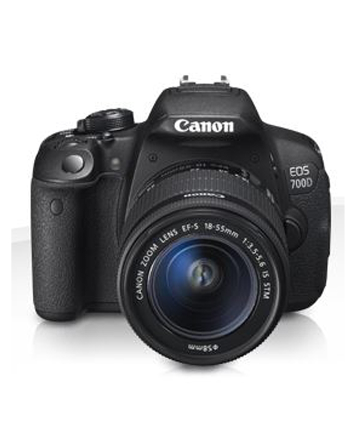 Canon EOS 700D med/18-55 III Obj.