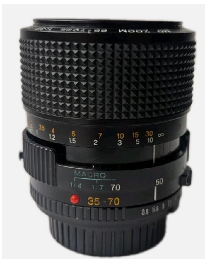 Minolta MD Zoom 35-70/3,5 Macro